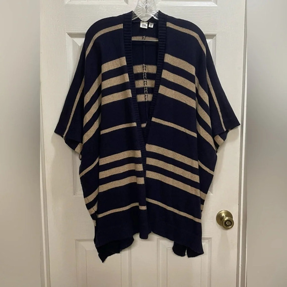 GAP Poncho cardigan Sweater Wool blend Boho Striped Cozy Soft ONE SIZE - Picture 1 of 10